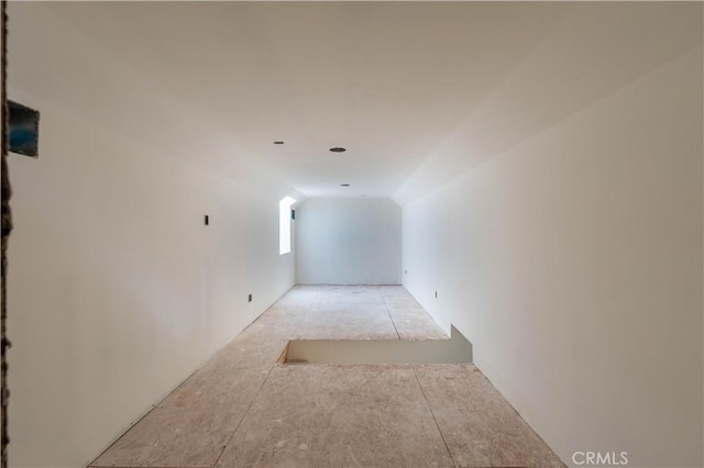 23670 Shirwaun, Apple Valley, CA 92307 - hallway featuring vaulted ceiling