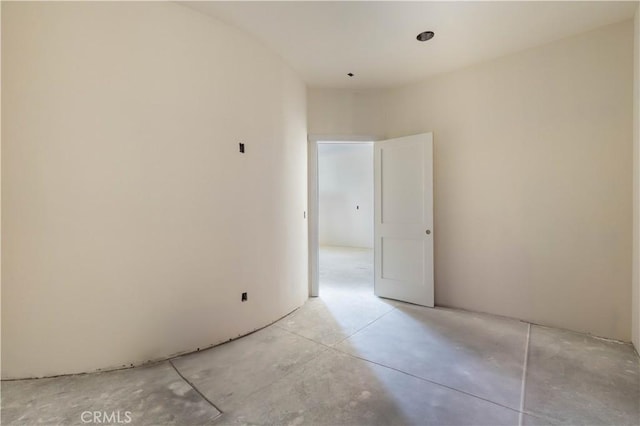 23670 Shirwaun, Apple Valley, CA 92307 - unfurnished room featuring concrete flooring