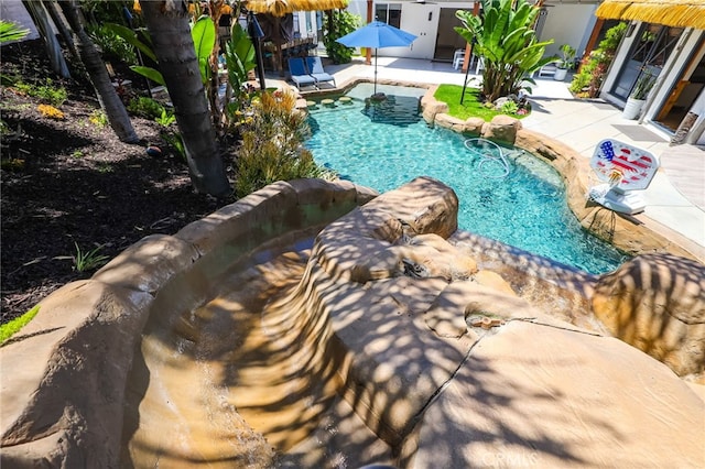 1 Tularosa Ct, Aliso Viejo, CA 92656 - outdoor pool with a patio area