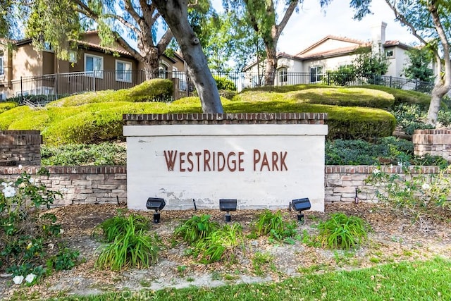 11 Heartwood Way, Aliso Viejo, CA 92656 - view of community sign