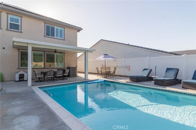 1827 Montecito Ln, Redlands, CA 92374 - view of pool with outdoor dining space, a patio area, and ceiling fan