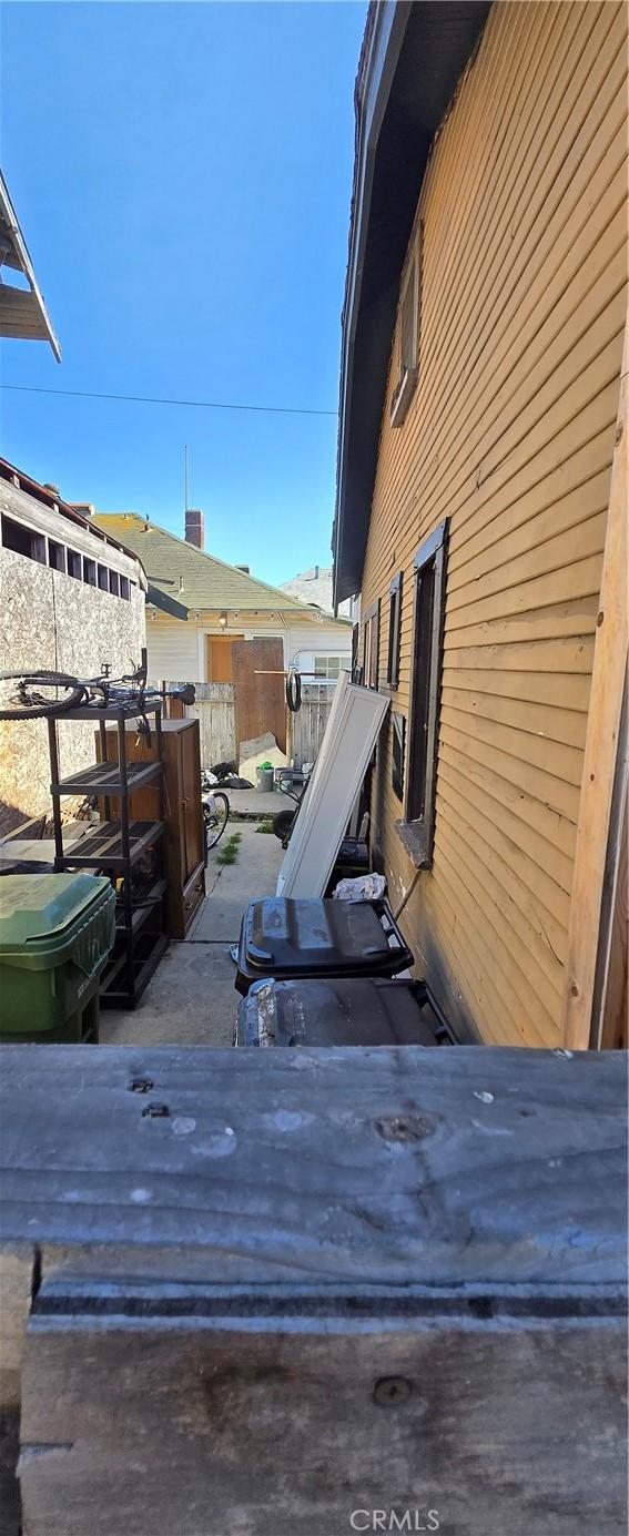 2008 W 28th St, Los Angeles, CA 90018 - photo 19