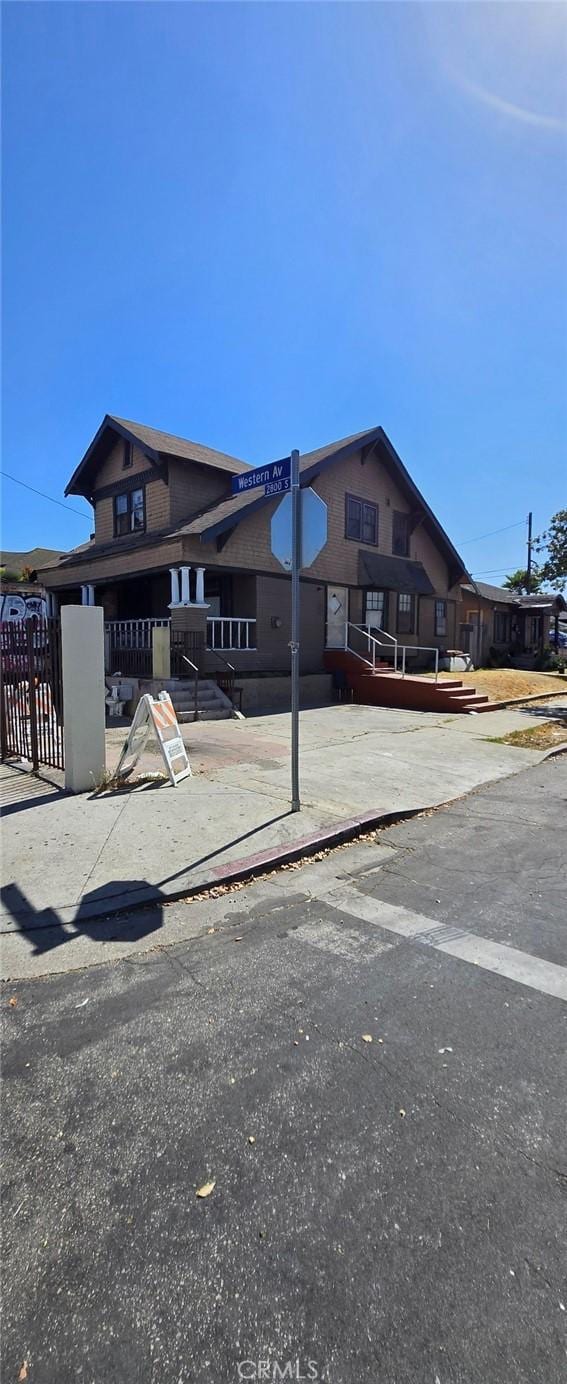 2008 W 28th St, Los Angeles, CA 90018 - photo 68