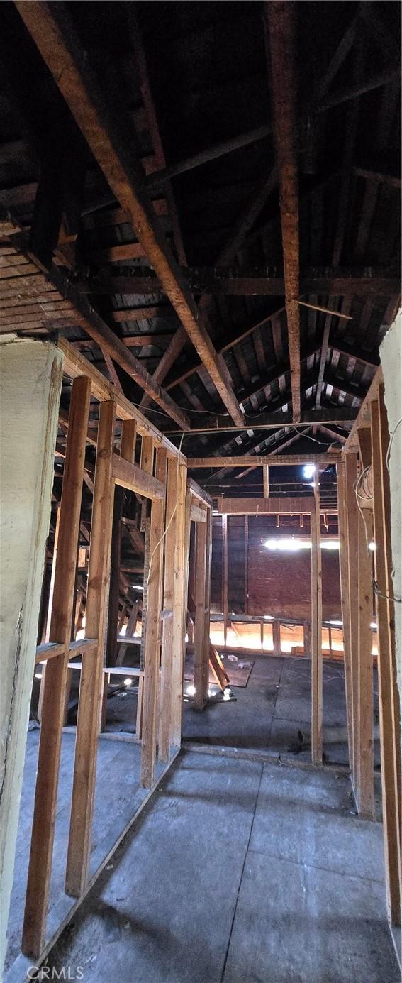2008 W 28th St, Los Angeles, CA 90018 - photo 12