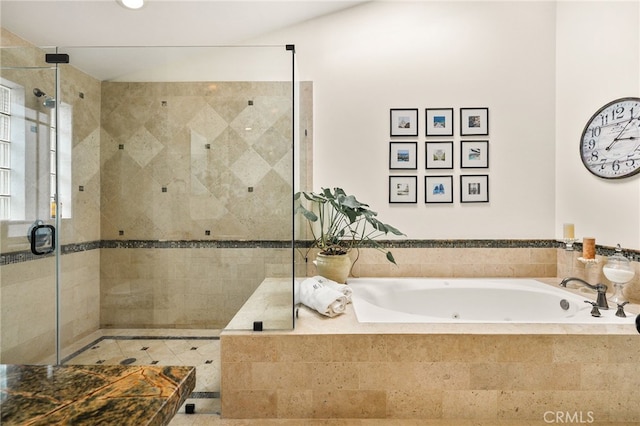806 N Irena Ave Unit A, Redondo Beach, CA 90277 - full bath with a tub with jets and a stall shower
