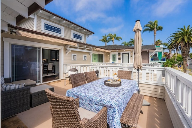 806 N Irena Ave Unit A, Redondo Beach, CA 90277 - view of patio with outdoor lounge area