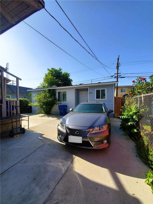 211 W 52nd St, Los Angeles, CA 90037 - view of ranch-style house