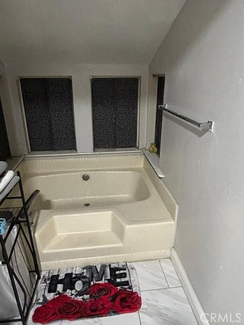 38950 164th St E, Palmdale, CA 93591 - full bathroom with a bath and vaulted ceiling