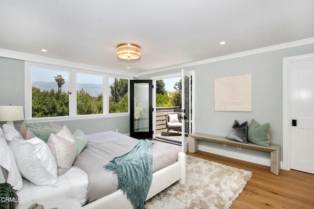 1036 S Madison Ave, Pasadena, CA 91106 - bedroom featuring access to outside, crown molding, light wood-type flooring, and recessed lighting