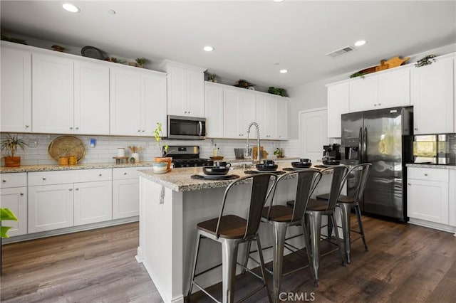 25072 Bridlewood Cir, Menifee, CA 92584 - photo 21