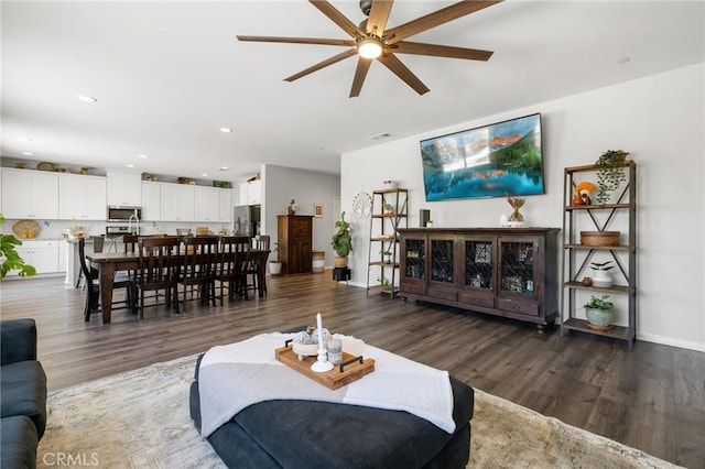 25072 Bridlewood Cir, Menifee, CA 92584 - photo 16