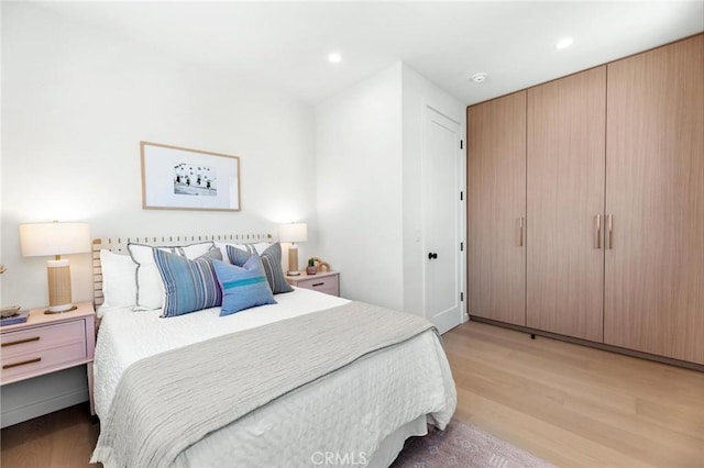 2206 Gates Ave Unit A, Redondo Beach, CA 90278 - bedroom featuring light wood finished floors and recessed lighting