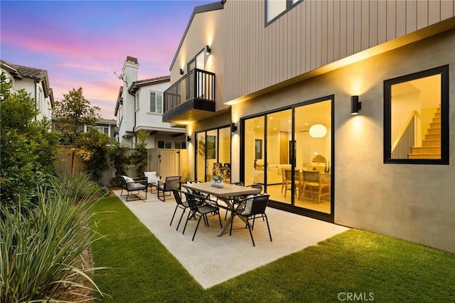 2206 Gates Ave Unit A, Redondo Beach, CA 90278 - patio / terrace featuring a patio area