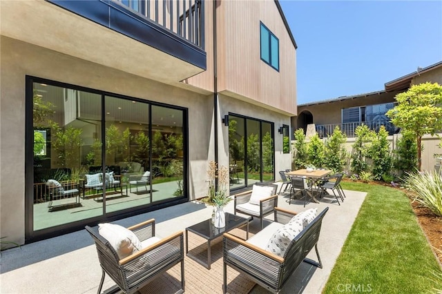 2206 Gates Ave Unit A, Redondo Beach, CA 90278 - view of patio / terrace featuring an outdoor hangout area