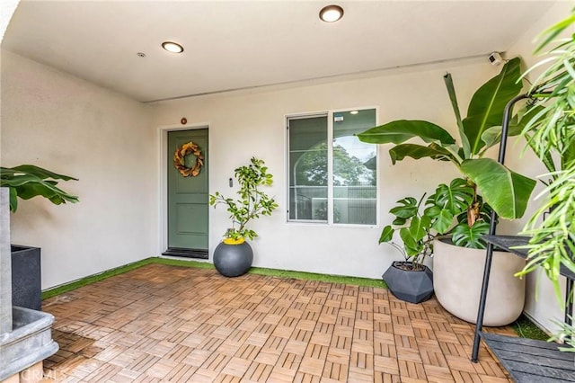 1446 Azalea Cir, Gardena, CA 90247 - doorway to property featuring stucco siding and a patio