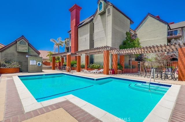 1313 Valley View Rd Unit 103, Glendale, CA 91202 - community pool featuring a pergola and a patio area