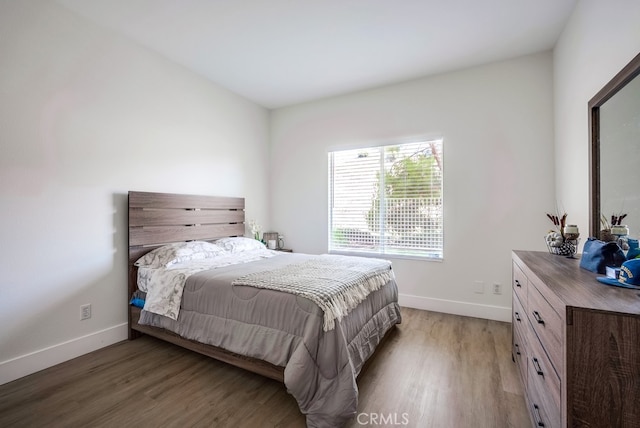 8550 Rolling Hills Dr, Corona, CA 92883 - bedroom featuring light wood finished floors and baseboards