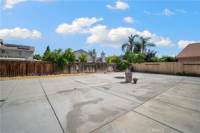 5224 Sierra Caves Ave, Bakersfield, CA 93313 - fenced backyard featuring a patio