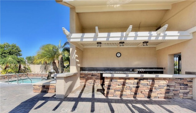 28082 Palmetto Ct, Laguna Niguel, CA 92677 - view of patio with an outdoor kitchen