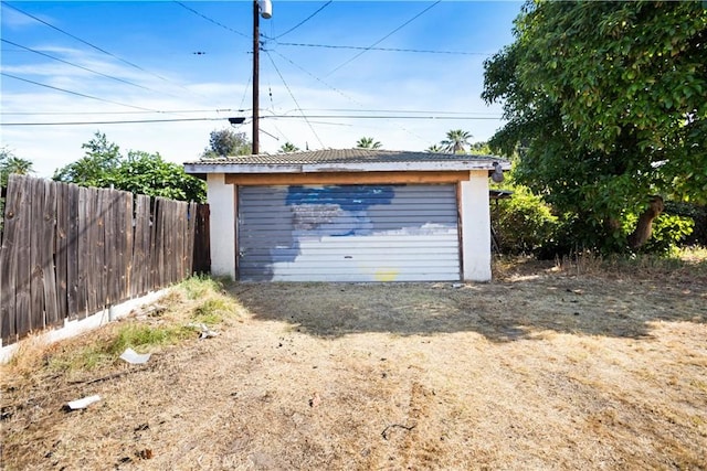1811 Elaine St, Pomona, CA 91767 - view of detached garage