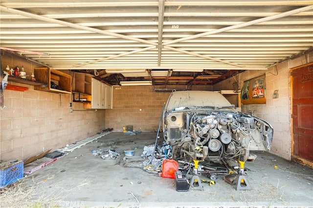 1811 Elaine St, Pomona, CA 91767 - garage with concrete block wall