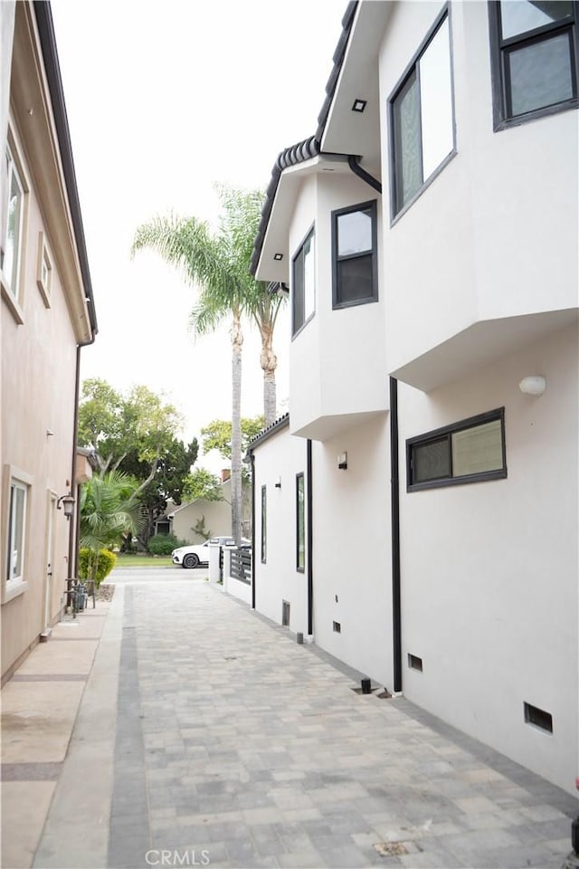 9359 Cecilia St, Downey, CA 90241 - view of patio / terrace