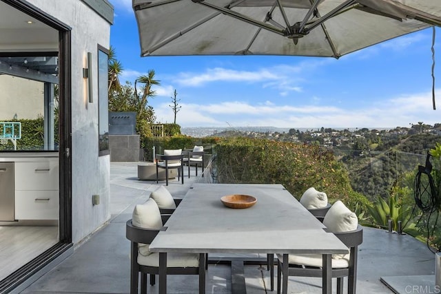 6544 Caminito Northland Ln, Jolla, CA 92037 - view of patio featuring outdoor dining space