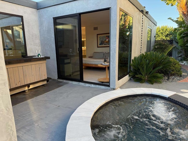 6544 Caminito Northland Ln, Jolla, CA 92037 - view of pool with a jacuzzi
