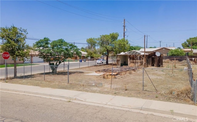 613 S Union Ave, Avenal, CA 93204 - photo 10