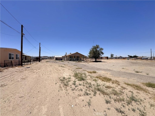 29095 Arrowhead Ave, Barstow, CA 92311 - view of yard