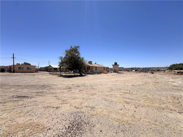 29095 Arrowhead Ave, Barstow, CA 92311 - view of yard