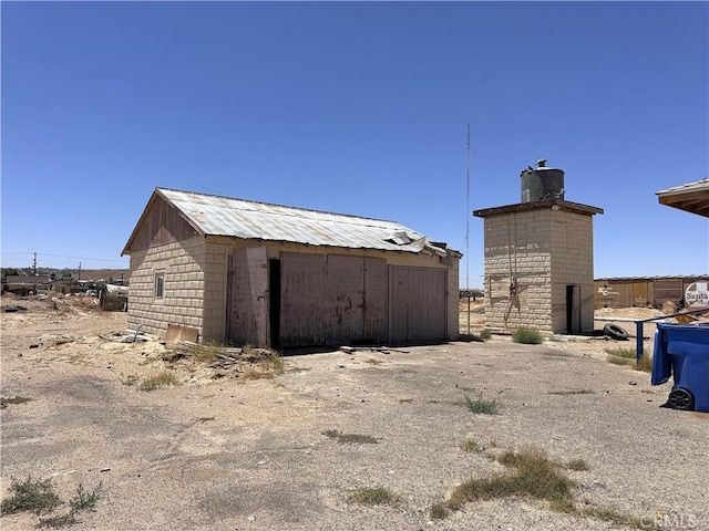 29095 Arrowhead Ave, Barstow, CA 92311 - view of outdoor structure