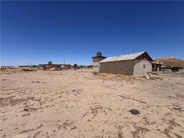 29095 Arrowhead Ave, Barstow, CA 92311 - view of yard