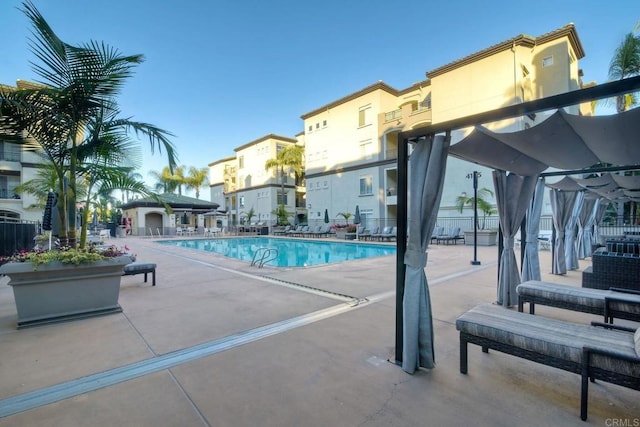 9263 Regents Rd Unit B106, La Jolla, CA 92037 - community pool featuring a patio