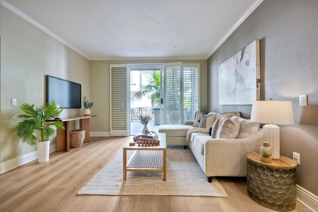 9263 Regents Rd Unit B106, La Jolla, CA 92037 - living room with wood finished floors and crown molding