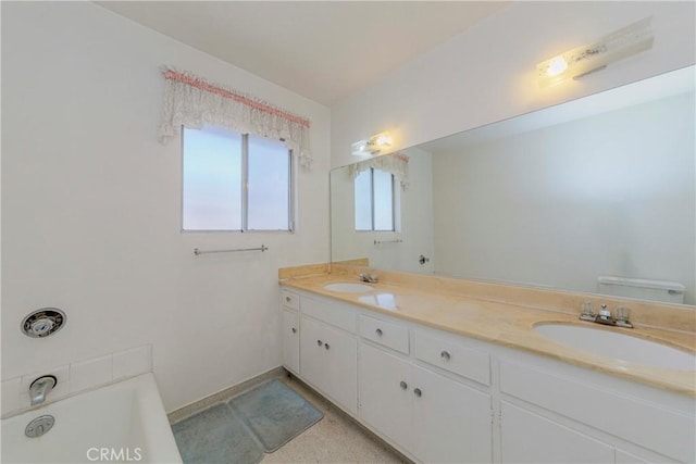 2033 W 169th Pl, Torrance, CA 90504 - full bath with double vanity and a bath