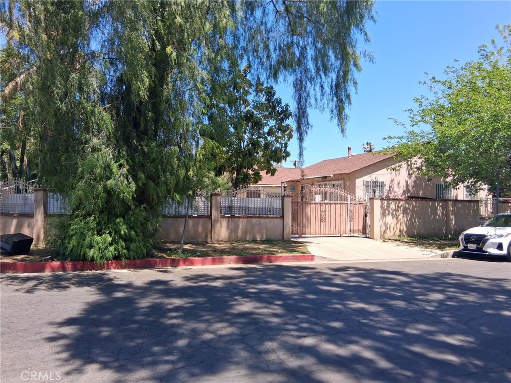 7502 Remmet Ave, Canoga Park, CA 91303 - photo 4