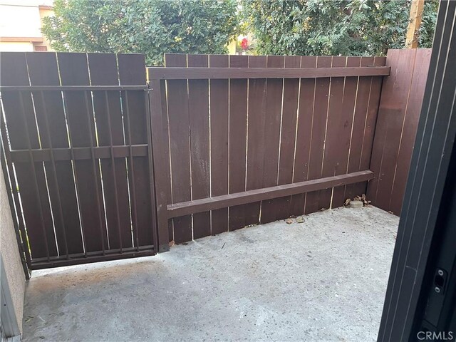 7300 Lennox Ave Unit I5, Van Nuys, CA 91405 - photo 11