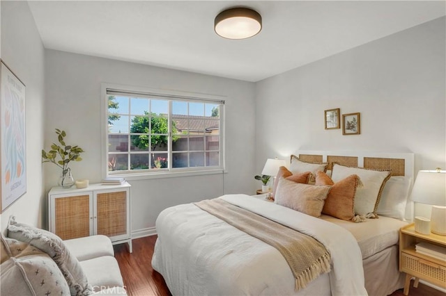6232 Richmond Ave, Garden Grove, CA 92845 - bedroom with wood finished floors and baseboards