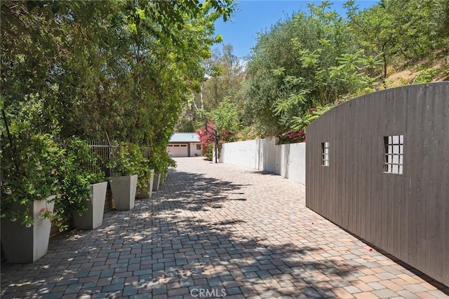 24311 Sylvan Glen Rd, Calabasas, CA 91302 - view of street