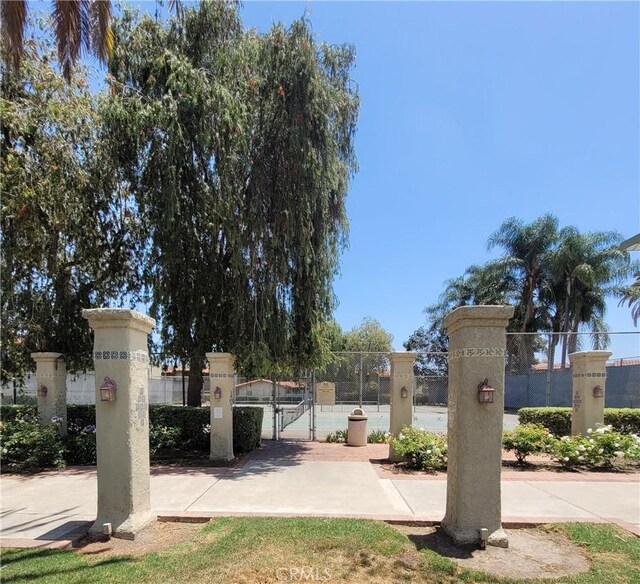 1345 Cabrillo Park Dr Unit A06, Santa Ana, CA 92701 - view of gate