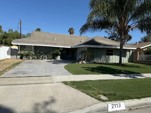2113 Lewis St, Santa Ana, CA 92706 - photo 1