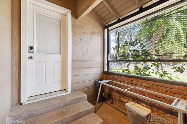 315 E Clinton Ave, Fresno, CA 93704 - property entrance featuring stucco siding