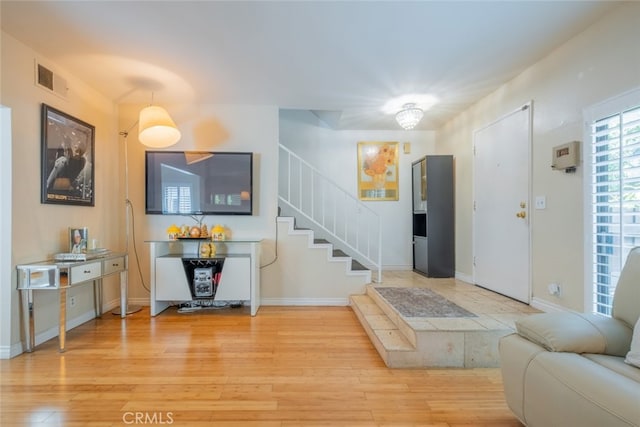 15053 Sherman Way Unit A, Van Nuys, CA 91405 - photo 3