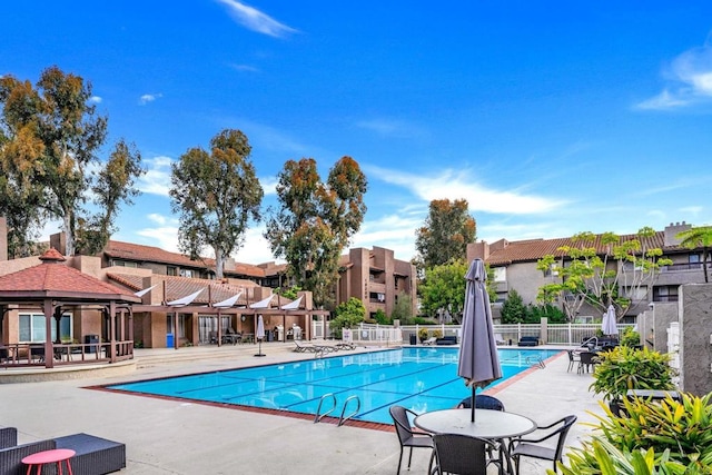10350 Caminito Cuervo Unit 93, San Diego, CA 92108 - community pool featuring a residential view and a patio area