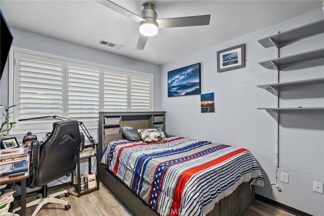 26120 Goldman Pl, Saugus, CA 91350 - bedroom with wood finished floors and a ceiling fan