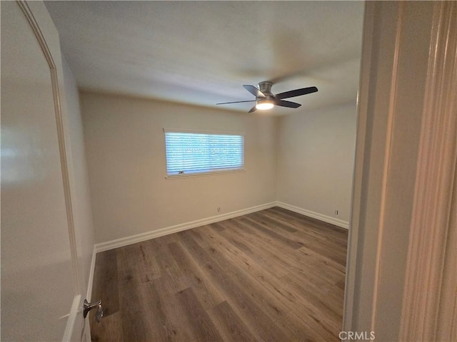 10281 Kings St, Los Alamitos, CA 90720 - spare room with wood finished floors and a ceiling fan