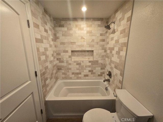 10281 Kings St, Los Alamitos, CA 90720 - bathroom with toilet and tub / shower combination