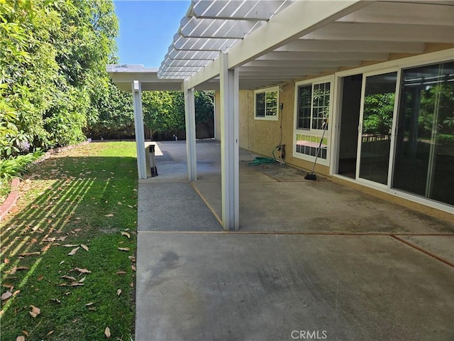 10281 Kings St, Los Alamitos, CA 90720 - view of patio / terrace