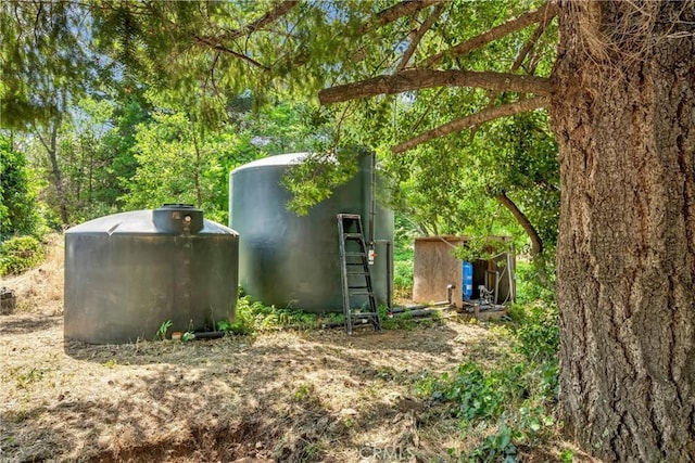 22550 Shady Grove Rd, Middletown, CA 95461 - view of yard with a shed
